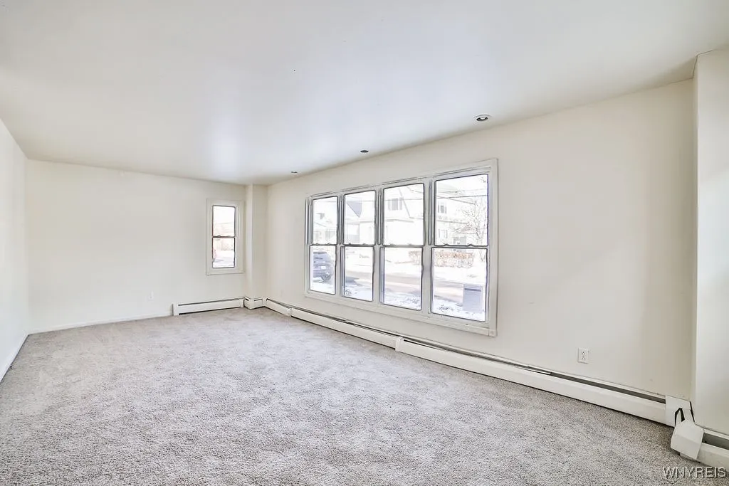 420 Willett Street, Buffalo, New York 14206, Buffalo, New York 14206, 8 Bedrooms Bedrooms, ,3 BathroomsBathrooms,Residential,Closed,420 Willett Street, Buffalo, New York 14206,0,B1588249