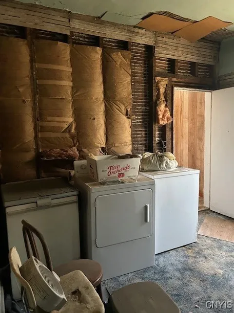923 East Dominick Street, Rome-inside, New York 13, Rome, New York 13440, 5 Bedrooms Bedrooms, ,2 BathroomsBathrooms,Residential,Closed,923 East Dominick Street, Rome-inside, New York 13,0,S1588423