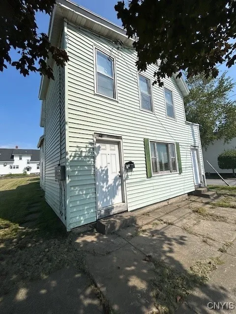 923 East Dominick Street, Rome-inside, New York 13, Rome, New York 13440, 5 Bedrooms Bedrooms, ,2 BathroomsBathrooms,Residential,Closed,923 East Dominick Street, Rome-inside, New York 13,0,S1588423