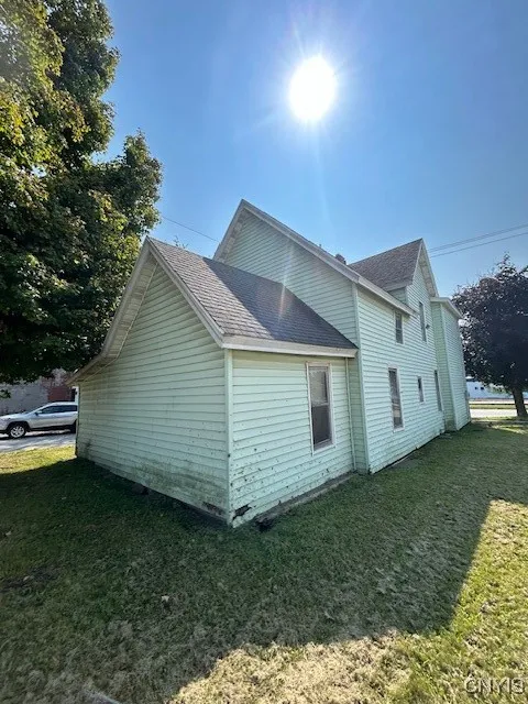 923 East Dominick Street, Rome-inside, New York 13, Rome, New York 13440, 5 Bedrooms Bedrooms, ,2 BathroomsBathrooms,Residential,Closed,923 East Dominick Street, Rome-inside, New York 13,0,S1588423