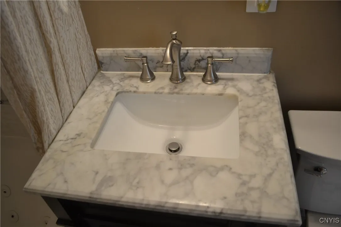 112 Male Avenue, Camillus, New York 13219, Camillus, New York 13219, 3 Bedrooms Bedrooms, 7 Rooms Rooms,1 BathroomBathrooms,Residential,Closed,112 Male Avenue, Camillus, New York 13219,0,S1588431