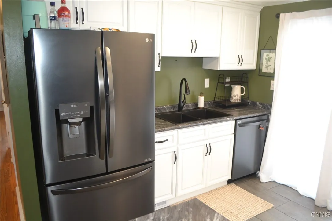 112 Male Avenue, Camillus, New York 13219, Camillus, New York 13219, 3 Bedrooms Bedrooms, 7 Rooms Rooms,1 BathroomBathrooms,Residential,Closed,112 Male Avenue, Camillus, New York 13219,0,S1588431