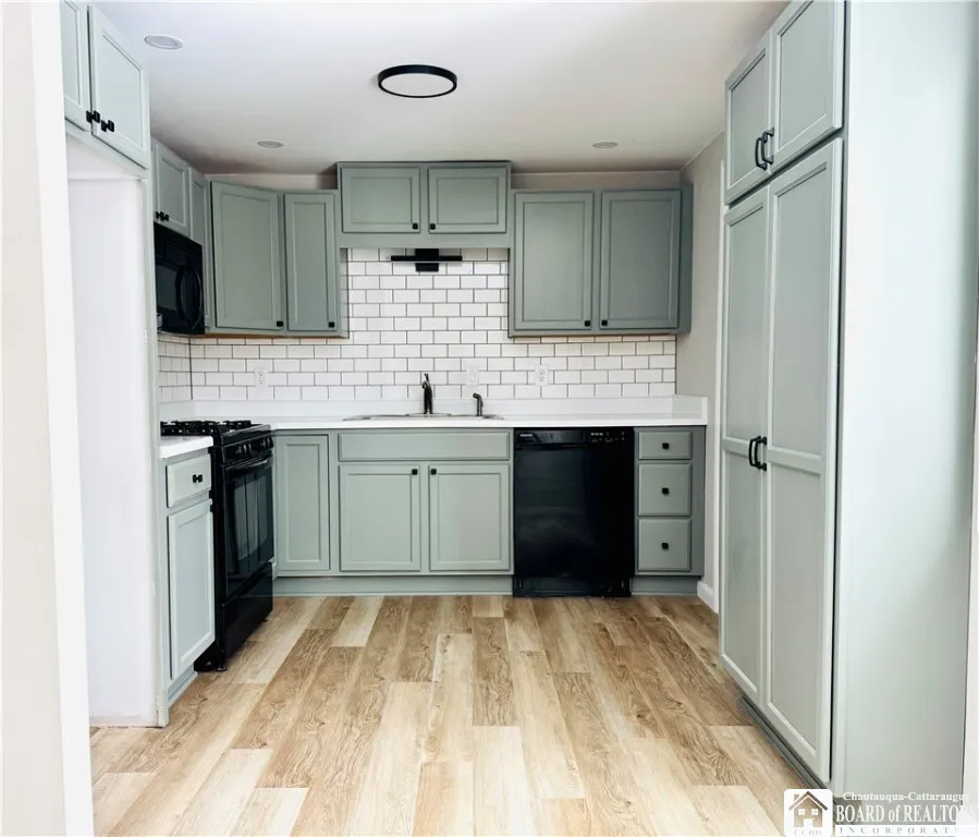 501 Barr Street, Jamestown, New York 14701, Jamestown, New York 14701, 4 Bedrooms Bedrooms, 9 Rooms Rooms,1 BathroomBathrooms,Residential,Closed,501 Barr Street, Jamestown, New York 14701,0,R1588241