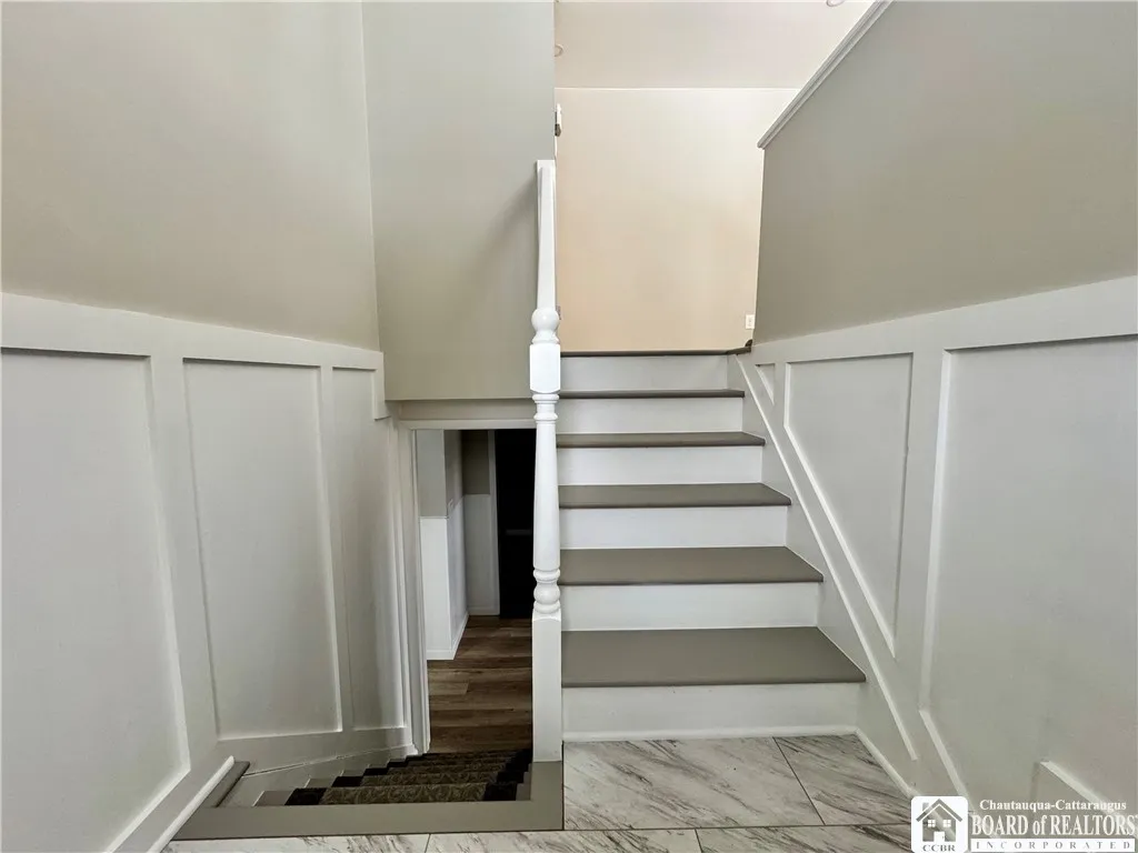 501 Barr Street, Jamestown, New York 14701, Jamestown, New York 14701, 4 Bedrooms Bedrooms, 9 Rooms Rooms,1 BathroomBathrooms,Residential,Closed,501 Barr Street, Jamestown, New York 14701,0,R1588241