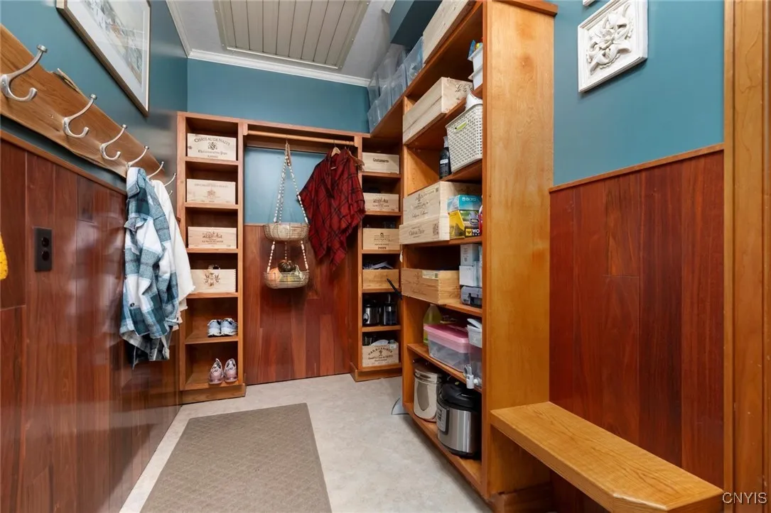 6021 Commane Road, Lafayette, New York 13084, Lafayette, New York 13084, 4 Bedrooms Bedrooms, 10 Rooms Rooms,3 BathroomsBathrooms,Residential,Closed,6021 Commane Road, Lafayette, New York 13084,0,S1588369