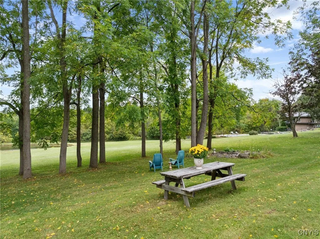 6021 Commane Road, Lafayette, New York 13084, Lafayette, New York 13084, 4 Bedrooms Bedrooms, 10 Rooms Rooms,3 BathroomsBathrooms,Residential,Closed,6021 Commane Road, Lafayette, New York 13084,0,S1588369