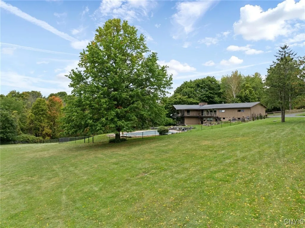 6021 Commane Road, Lafayette, New York 13084, Lafayette, New York 13084, 4 Bedrooms Bedrooms, 10 Rooms Rooms,3 BathroomsBathrooms,Residential,Closed,6021 Commane Road, Lafayette, New York 13084,0,S1588369