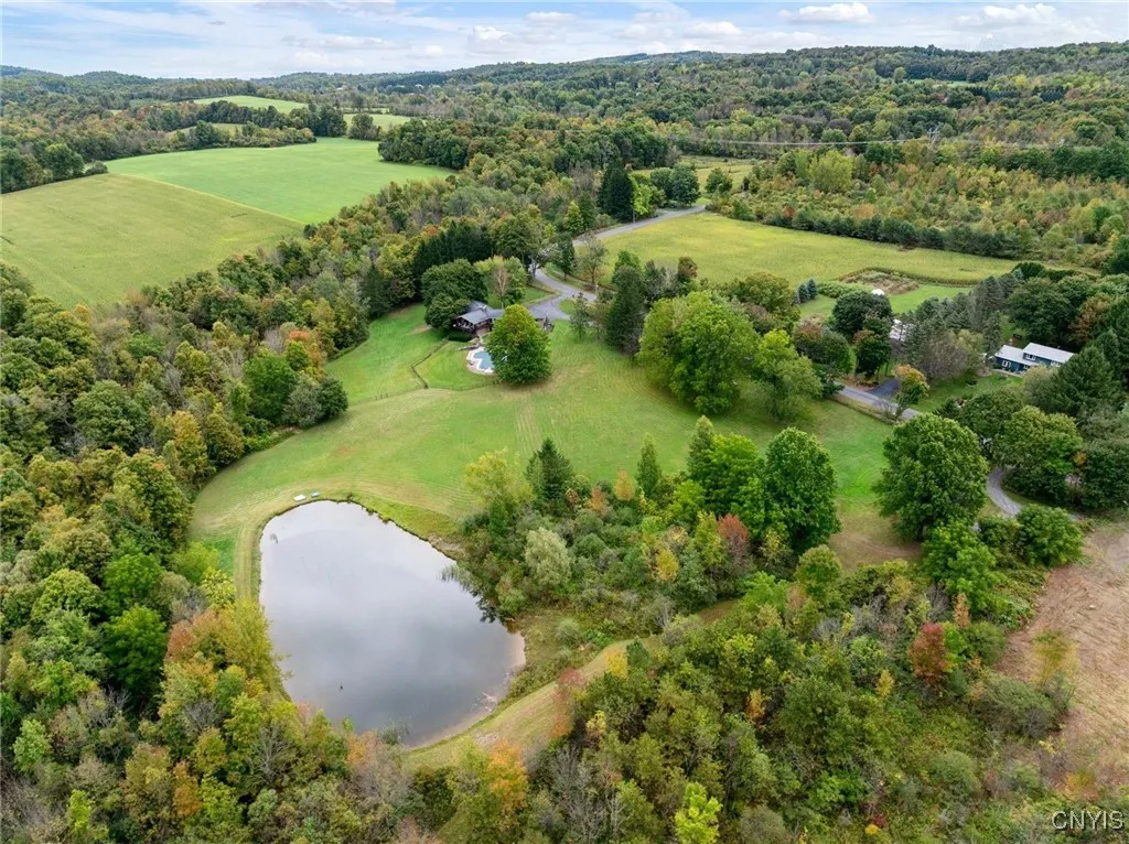 6021 Commane Road, Lafayette, New York 13084, Lafayette, New York 13084, 4 Bedrooms Bedrooms, 10 Rooms Rooms,3 BathroomsBathrooms,Residential,Closed,6021 Commane Road, Lafayette, New York 13084,0,S1588369