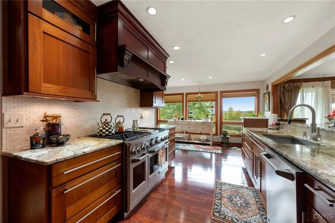 6021 Commane Road, Lafayette, New York 13084, Lafayette, New York 13084, 4 Bedrooms Bedrooms, 10 Rooms Rooms,3 BathroomsBathrooms,Residential,Closed,6021 Commane Road, Lafayette, New York 13084,0,S1588369