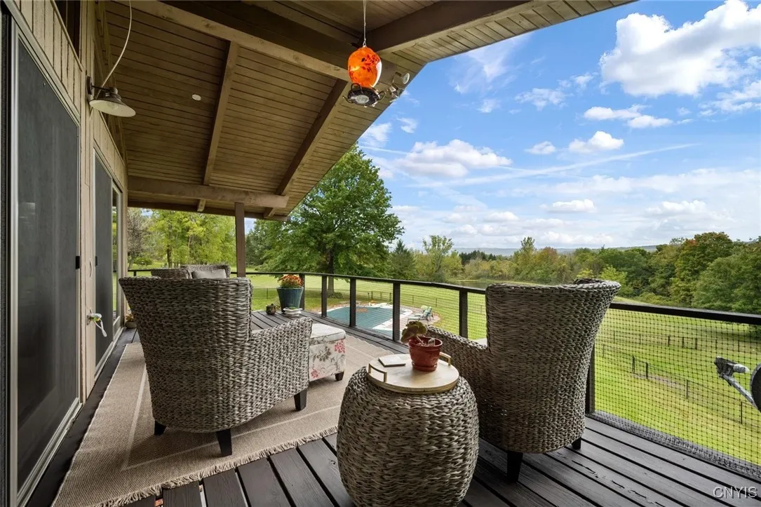 6021 Commane Road, Lafayette, New York 13084, Lafayette, New York 13084, 4 Bedrooms Bedrooms, 10 Rooms Rooms,3 BathroomsBathrooms,Residential,Closed,6021 Commane Road, Lafayette, New York 13084,0,S1588369