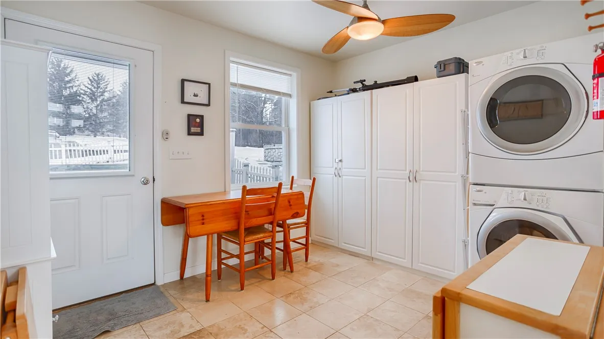 6059 Poplar Beach, Romulus, New York 14541, Romulus, New York 14541, 2 Bedrooms Bedrooms, 7 Rooms Rooms,3 BathroomsBathrooms,Residential,Closed,6059 Poplar Beach, Romulus, New York 14541,0,R1581450