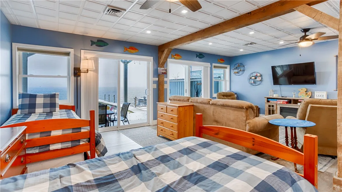 6059 Poplar Beach, Romulus, New York 14541, Romulus, New York 14541, 2 Bedrooms Bedrooms, 7 Rooms Rooms,3 BathroomsBathrooms,Residential,Closed,6059 Poplar Beach, Romulus, New York 14541,0,R1581450
