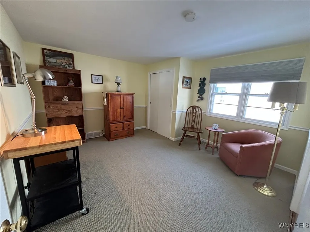 87 Brauncroft Lane, Amherst, New York 14226, Amherst, New York 14226, 3 Bedrooms Bedrooms, 7 Rooms Rooms,2 BathroomsBathrooms,Residential,Closed,87 Brauncroft Lane, Amherst, New York 14226,0,B1586083