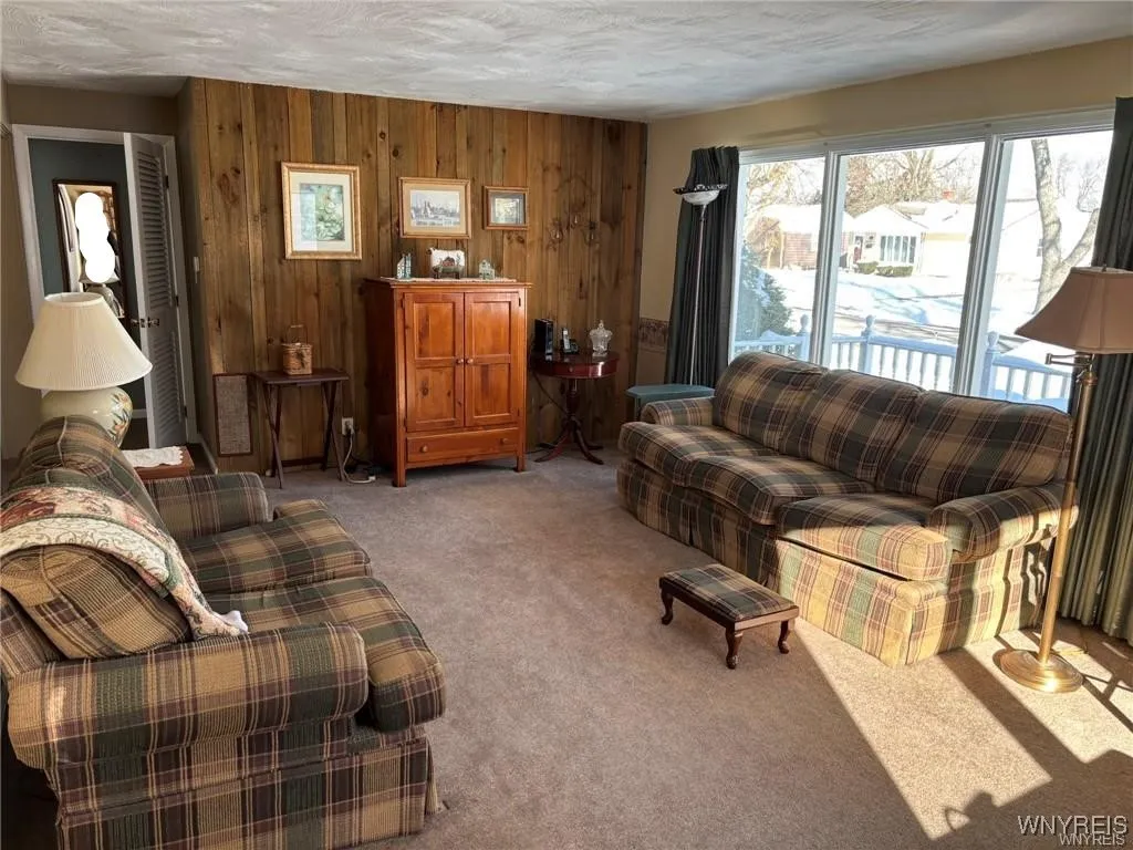 87 Brauncroft Lane, Amherst, New York 14226, Amherst, New York 14226, 3 Bedrooms Bedrooms, 7 Rooms Rooms,2 BathroomsBathrooms,Residential,Closed,87 Brauncroft Lane, Amherst, New York 14226,0,B1586083