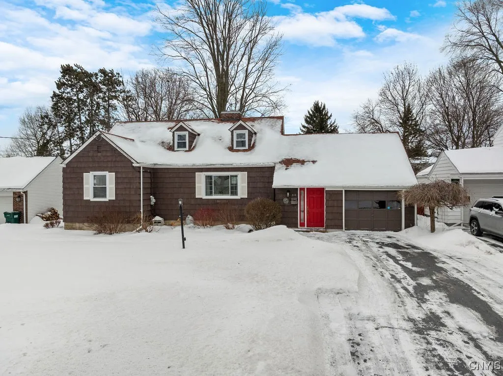 414 Radcliffe Road Road, Dewitt, New York 13214, De Witt, New York 13214, 4 Bedrooms Bedrooms, 8 Rooms Rooms,1 BathroomBathrooms,Residential,Closed,414 Radcliffe Road Road, Dewitt, New York 13214,0,S1586843