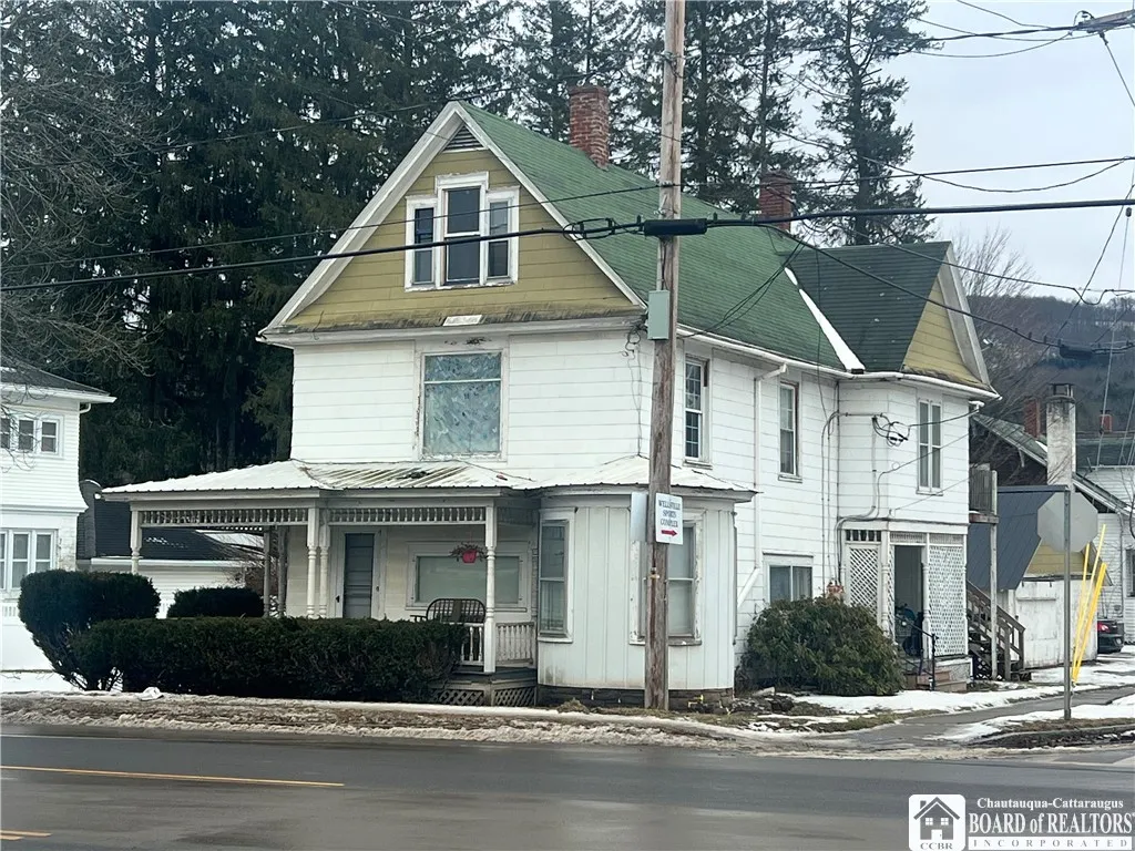 292 East Dyke Street, Wellsville, New York 14895, Wellsville, New York 14895, 4 Bedrooms Bedrooms, ,3 BathroomsBathrooms,Residential,For Sale,292 East Dyke Street, Wellsville, New York 14895,0,R1586793