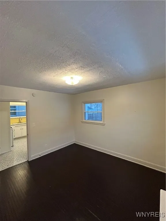 117 Herkimer Street, Buffalo, New York 14213, Buffalo, New York 14213, 3 Bedrooms Bedrooms, 6 Rooms Rooms,1 BathroomBathrooms,Residential Lease,Closed,117 Herkimer Street, Buffalo, New York 14213,0,B1588307