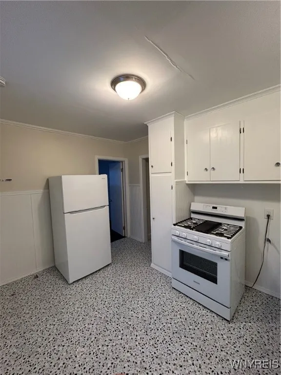 117 Herkimer Street, Buffalo, New York 14213, Buffalo, New York 14213, 3 Bedrooms Bedrooms, 6 Rooms Rooms,1 BathroomBathrooms,Residential Lease,Closed,117 Herkimer Street, Buffalo, New York 14213,0,B1588307