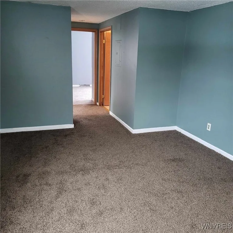 1010 Ontario Avenue, Niagara Falls, New York 14305, Niagara Falls, New York 14305, 4 Bedrooms Bedrooms, ,2 BathroomsBathrooms,Residential,Closed,1010 Ontario Avenue, Niagara Falls, New York 14305,0,B1588545