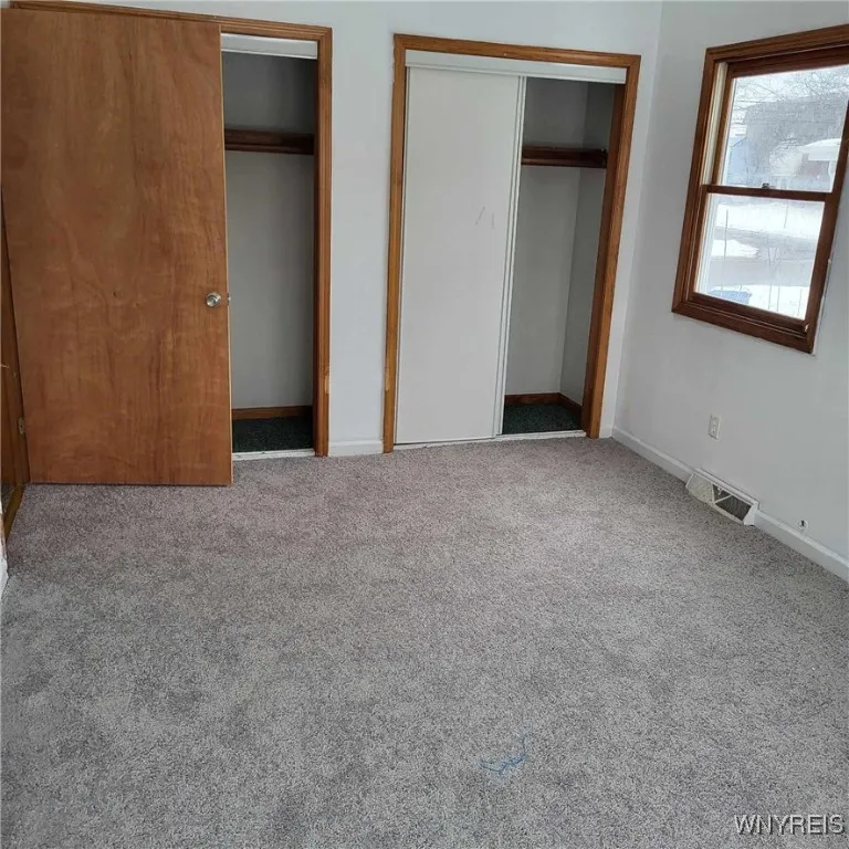 1010 Ontario Avenue, Niagara Falls, New York 14305, Niagara Falls, New York 14305, 4 Bedrooms Bedrooms, ,2 BathroomsBathrooms,Residential,Closed,1010 Ontario Avenue, Niagara Falls, New York 14305,0,B1588545