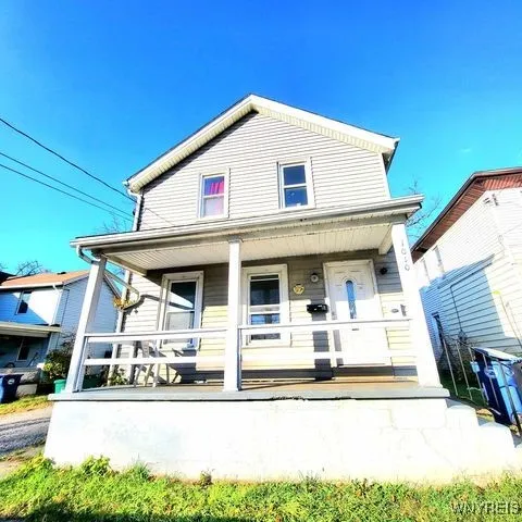 1010 Ontario Avenue, Niagara Falls, New York 14305, Niagara Falls, New York 14305, 4 Bedrooms Bedrooms, ,2 BathroomsBathrooms,Residential,Closed,1010 Ontario Avenue, Niagara Falls, New York 14305,0,B1588545
