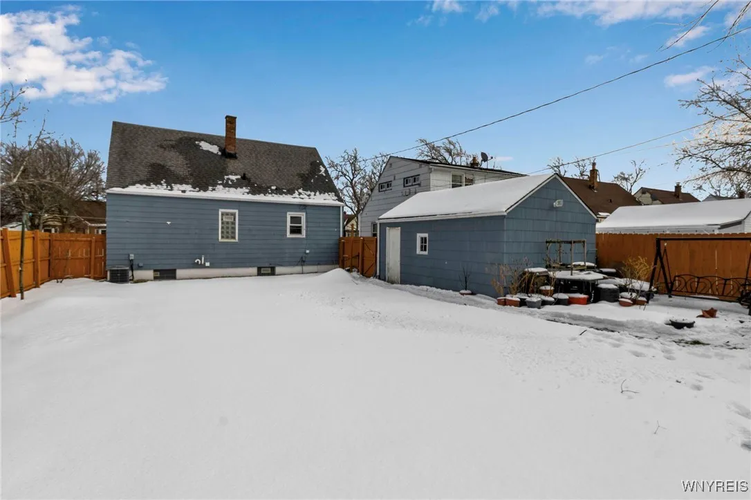 460 Capen Boulevard, Amherst, New York 14226, Amherst, New York 14226, 4 Bedrooms Bedrooms, 6 Rooms Rooms,2 BathroomsBathrooms,Residential,Closed,460 Capen Boulevard, Amherst, New York 14226,0,B1588509