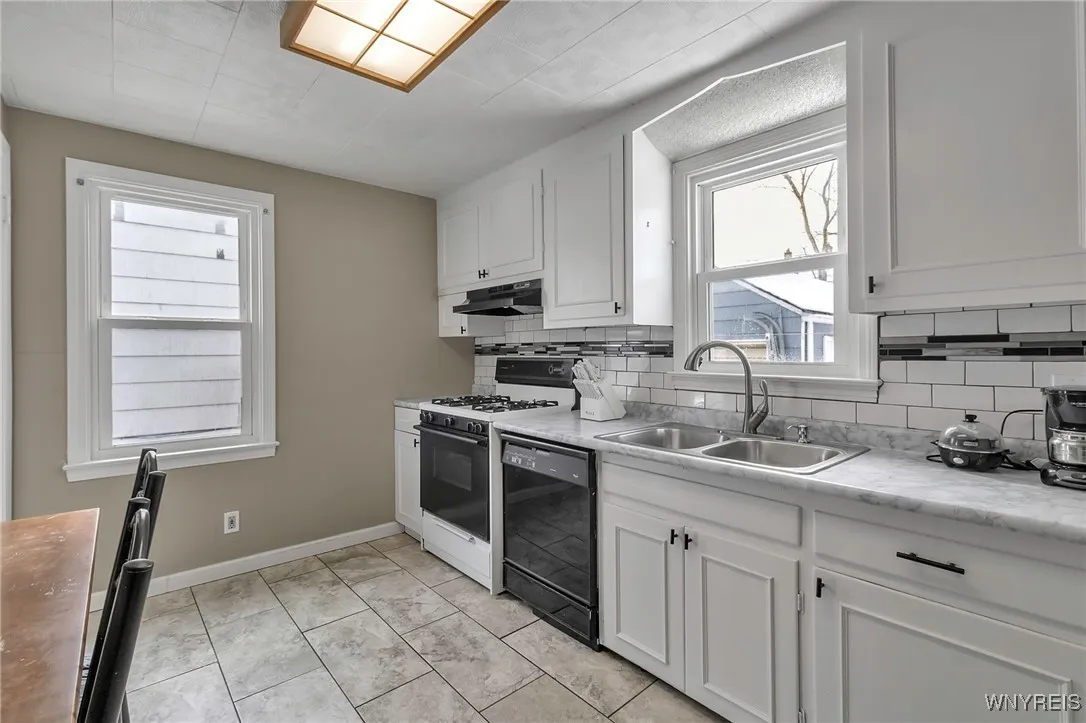 460 Capen Boulevard, Amherst, New York 14226, Amherst, New York 14226, 4 Bedrooms Bedrooms, 6 Rooms Rooms,2 BathroomsBathrooms,Residential,Closed,460 Capen Boulevard, Amherst, New York 14226,0,B1588509
