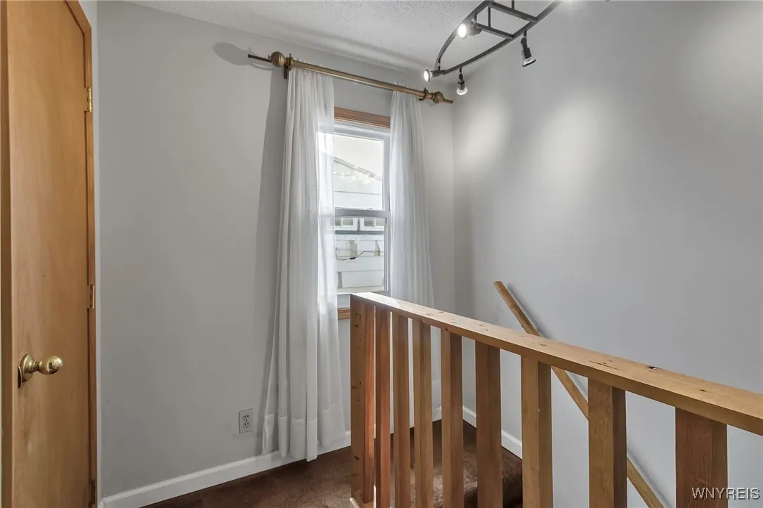 460 Capen Boulevard, Amherst, New York 14226, Amherst, New York 14226, 4 Bedrooms Bedrooms, 6 Rooms Rooms,2 BathroomsBathrooms,Residential,Closed,460 Capen Boulevard, Amherst, New York 14226,0,B1588509