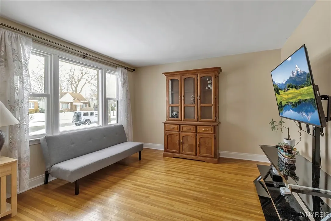 460 Capen Boulevard, Amherst, New York 14226, Amherst, New York 14226, 4 Bedrooms Bedrooms, 6 Rooms Rooms,2 BathroomsBathrooms,Residential,Closed,460 Capen Boulevard, Amherst, New York 14226,0,B1588509