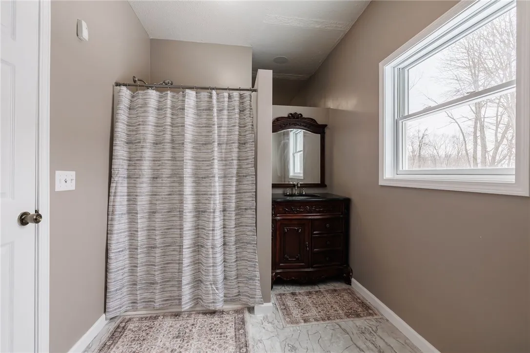 750 Red Fox Circle, Walworth, New York 14519, Walworth, New York 14519, 3 Bedrooms Bedrooms, 6 Rooms Rooms,2 BathroomsBathrooms,Residential,Closed,750 Red Fox Circle, Walworth, New York 14519,0,R1588088