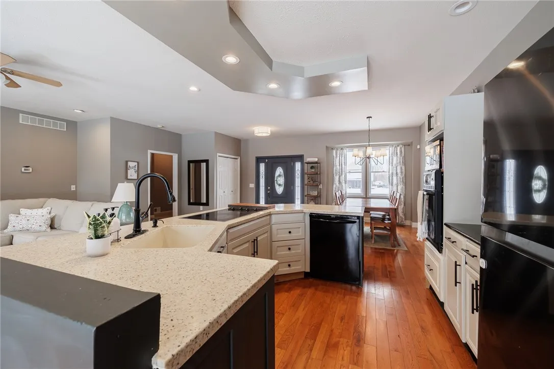 750 Red Fox Circle, Walworth, New York 14519, Walworth, New York 14519, 3 Bedrooms Bedrooms, 6 Rooms Rooms,2 BathroomsBathrooms,Residential,Closed,750 Red Fox Circle, Walworth, New York 14519,0,R1588088