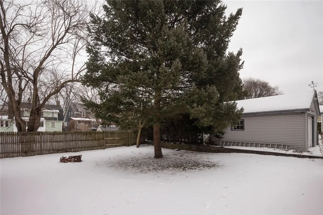 50 Pleasant Way, Irondequoit, New York 14622, Irondequoit, New York 14622, 3 Bedrooms Bedrooms, 6 Rooms Rooms,1 BathroomBathrooms,Residential,Closed,50 Pleasant Way, Irondequoit, New York 14622,0,R1587763