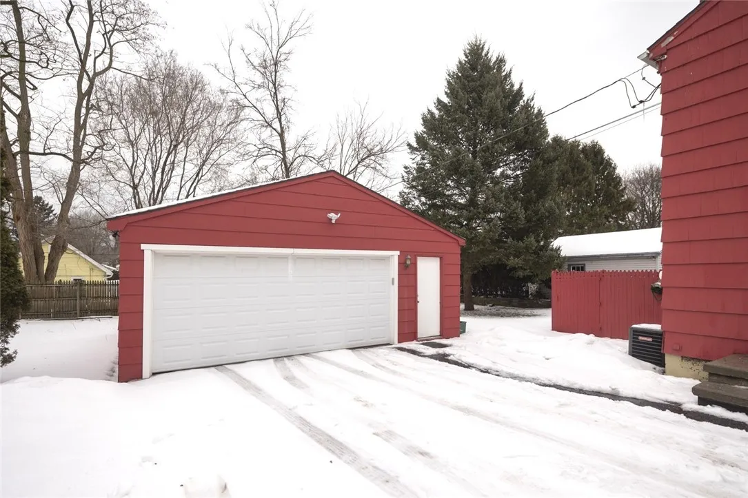 50 Pleasant Way, Irondequoit, New York 14622, Irondequoit, New York 14622, 3 Bedrooms Bedrooms, 6 Rooms Rooms,1 BathroomBathrooms,Residential,Closed,50 Pleasant Way, Irondequoit, New York 14622,0,R1587763