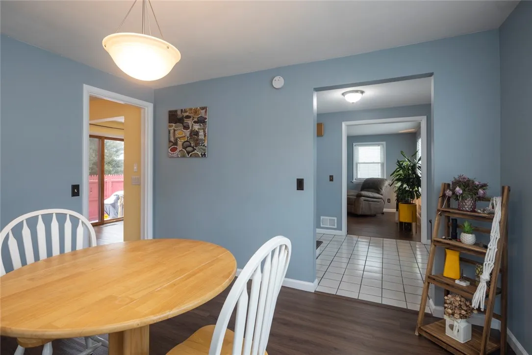 50 Pleasant Way, Irondequoit, New York 14622, Irondequoit, New York 14622, 3 Bedrooms Bedrooms, 6 Rooms Rooms,1 BathroomBathrooms,Residential,Closed,50 Pleasant Way, Irondequoit, New York 14622,0,R1587763