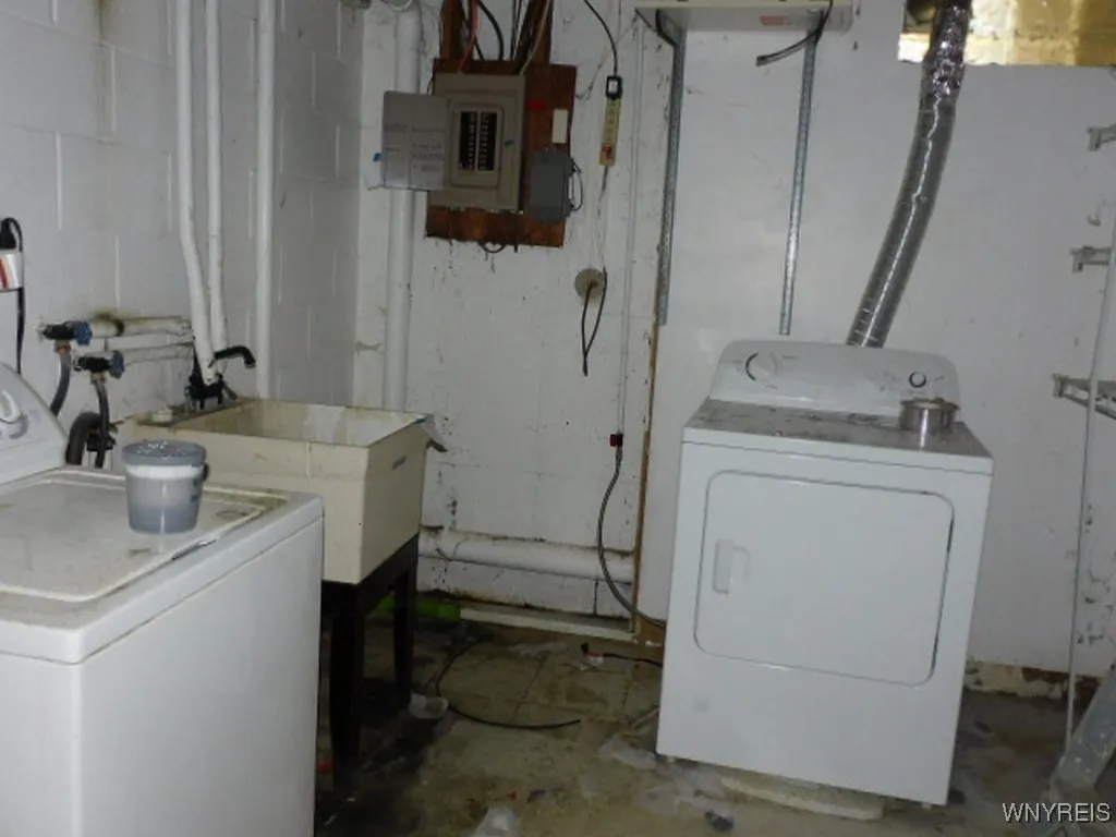 90 Carriage Drive 8, Orchard Park, New York 14127, Orchard Park, New York 14127, 3 Bedrooms Bedrooms, 6 Rooms Rooms,2 BathroomsBathrooms,Residential,For Sale,90 Carriage Drive 8, Orchard Park, New York 14127,B1588587