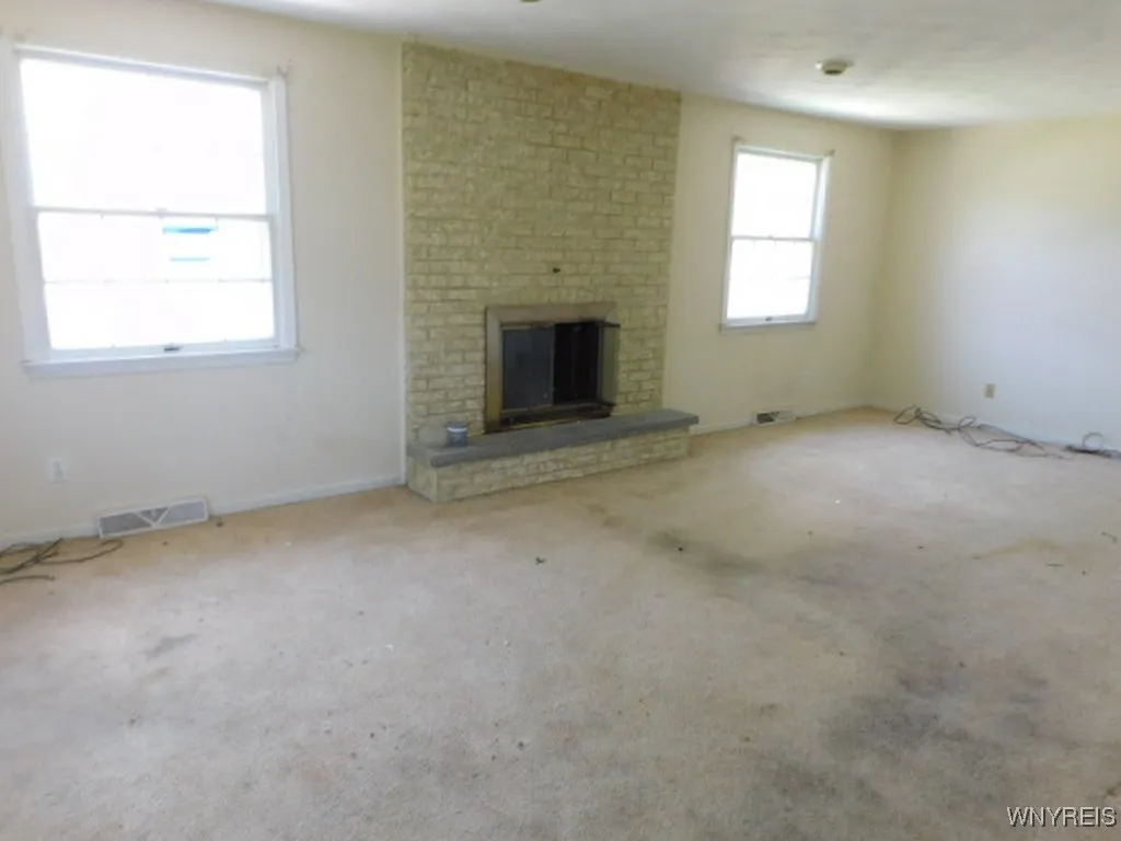 90 Carriage Drive 8, Orchard Park, New York 14127, Orchard Park, New York 14127, 3 Bedrooms Bedrooms, 6 Rooms Rooms,2 BathroomsBathrooms,Residential,For Sale,90 Carriage Drive 8, Orchard Park, New York 14127,B1588587