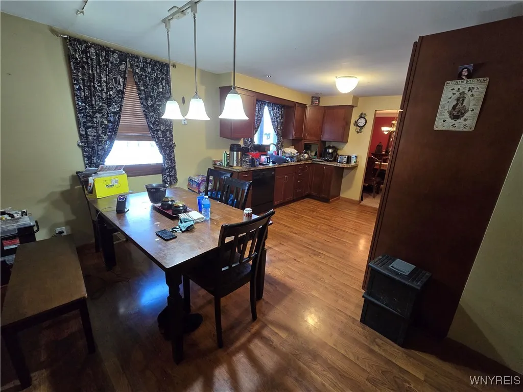 3624 Harris Avenue, Wilson, New York 14131, Wilson, New York 14131, 4 Bedrooms Bedrooms, 10 Rooms Rooms,2 BathroomsBathrooms,Residential,Closed,3624 Harris Avenue, Wilson, New York 14131,0,B1588502