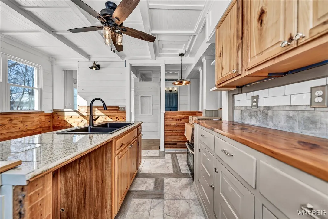 196 Franklin Street, Tonawanda-city, New York 1415, Tonawanda, New York 14150, 3 Bedrooms Bedrooms, ,2 BathroomsBathrooms,Residential,Closed,196 Franklin Street, Tonawanda-city, New York 1415,0,B1587762