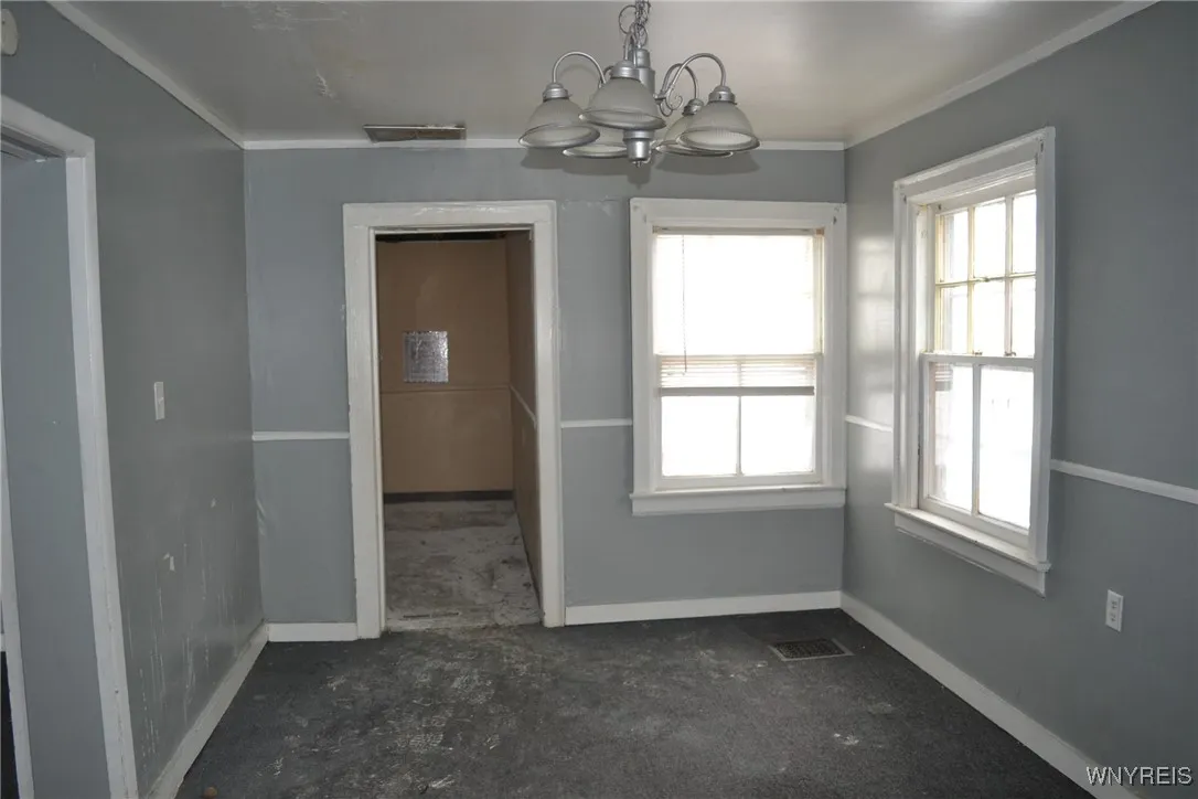84 Gallatin Avenue, Buffalo, New York 14207, Buffalo, New York 14207, 3 Bedrooms Bedrooms, 7 Rooms Rooms,1 BathroomBathrooms,Residential,Closed,84 Gallatin Avenue, Buffalo, New York 14207,0,B1588605