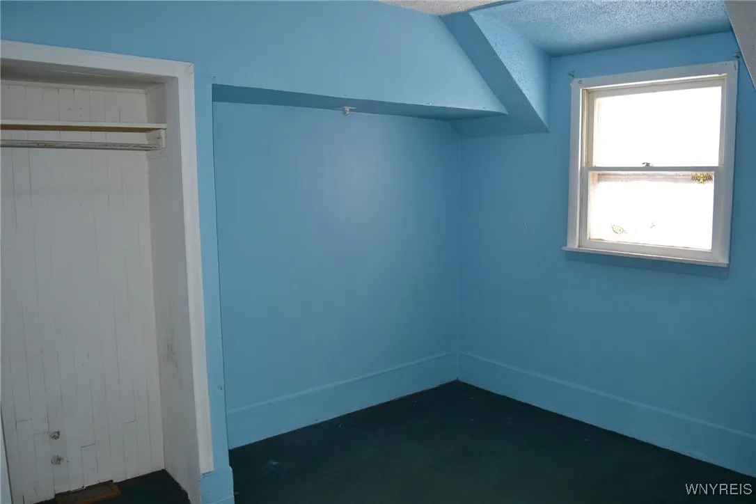 84 Gallatin Avenue, Buffalo, New York 14207, Buffalo, New York 14207, 3 Bedrooms Bedrooms, 7 Rooms Rooms,1 BathroomBathrooms,Residential,Closed,84 Gallatin Avenue, Buffalo, New York 14207,0,B1588605