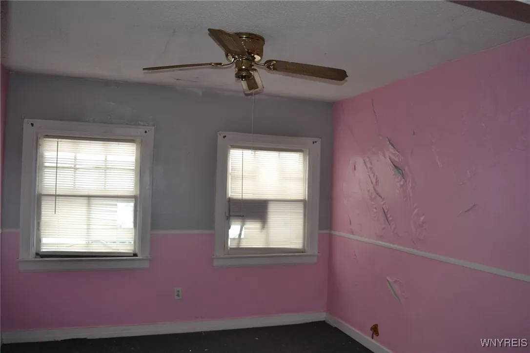 84 Gallatin Avenue, Buffalo, New York 14207, Buffalo, New York 14207, 3 Bedrooms Bedrooms, 7 Rooms Rooms,1 BathroomBathrooms,Residential,Closed,84 Gallatin Avenue, Buffalo, New York 14207,0,B1588605