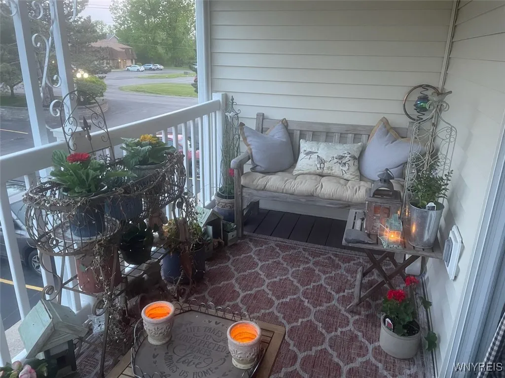 400 West Avenue A4, West Seneca, New York 14224, West Seneca, New York 14224, 2 Bedrooms Bedrooms, 5 Rooms Rooms,2 BathroomsBathrooms,Residential,Closed,400 West Avenue A4, West Seneca, New York 14224,0,B1588415
