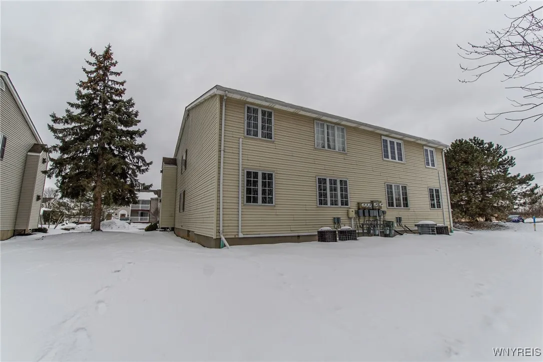 400 West Avenue A4, West Seneca, New York 14224, West Seneca, New York 14224, 2 Bedrooms Bedrooms, 5 Rooms Rooms,2 BathroomsBathrooms,Residential,Closed,400 West Avenue A4, West Seneca, New York 14224,0,B1588415