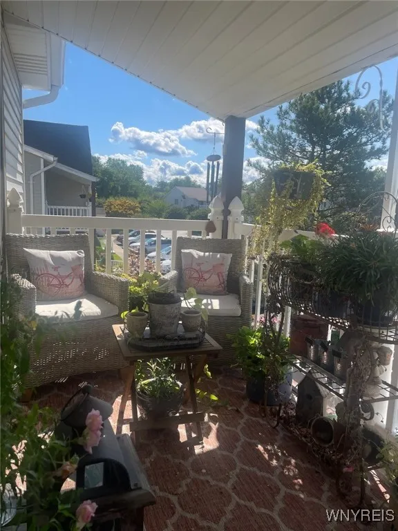400 West Avenue A4, West Seneca, New York 14224, West Seneca, New York 14224, 2 Bedrooms Bedrooms, 5 Rooms Rooms,2 BathroomsBathrooms,Residential,Closed,400 West Avenue A4, West Seneca, New York 14224,0,B1588415