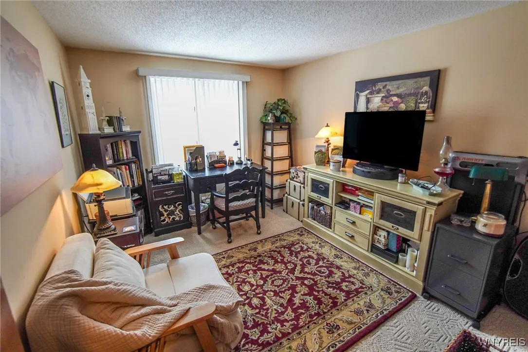 400 West Avenue A4, West Seneca, New York 14224, West Seneca, New York 14224, 2 Bedrooms Bedrooms, 5 Rooms Rooms,2 BathroomsBathrooms,Residential,Closed,400 West Avenue A4, West Seneca, New York 14224,0,B1588415