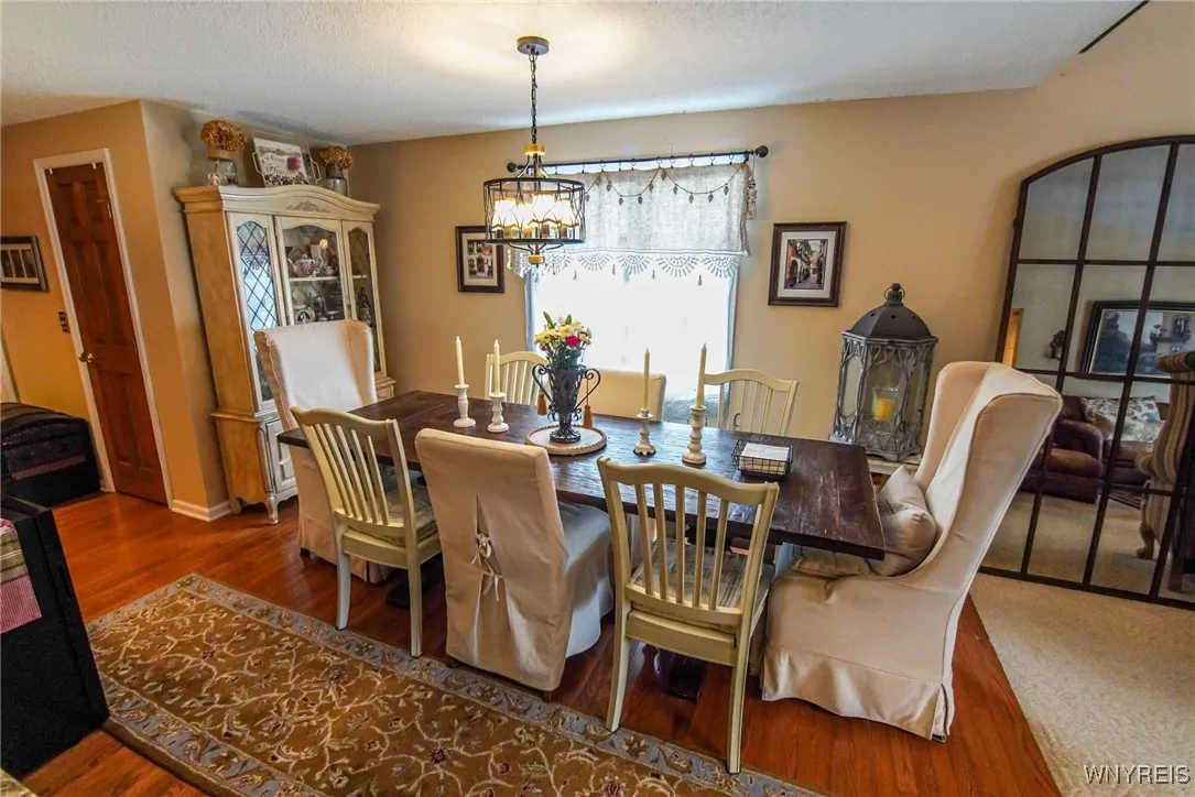400 West Avenue A4, West Seneca, New York 14224, West Seneca, New York 14224, 2 Bedrooms Bedrooms, 5 Rooms Rooms,2 BathroomsBathrooms,Residential,Closed,400 West Avenue A4, West Seneca, New York 14224,0,B1588415