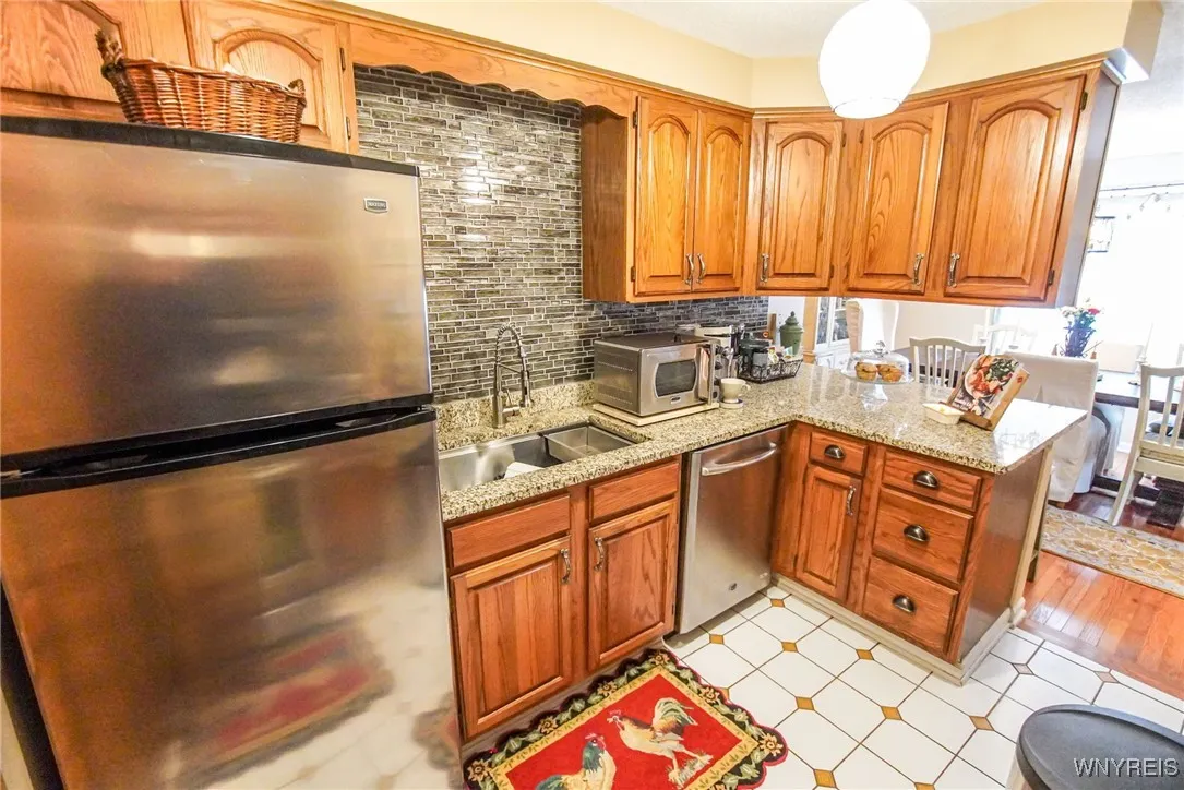 400 West Avenue A4, West Seneca, New York 14224, West Seneca, New York 14224, 2 Bedrooms Bedrooms, 5 Rooms Rooms,2 BathroomsBathrooms,Residential,Closed,400 West Avenue A4, West Seneca, New York 14224,0,B1588415