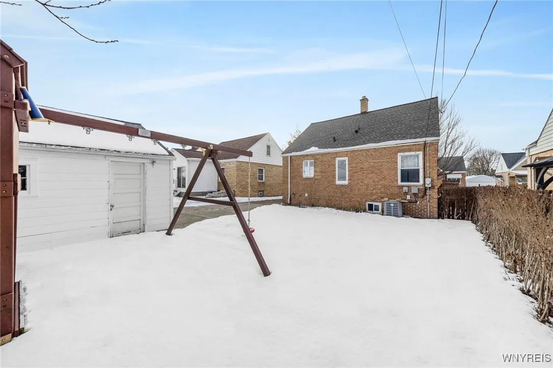 189 Fenton Street, Buffalo, New York 14206, Buffalo, New York 14206, 3 Bedrooms Bedrooms, 6 Rooms Rooms,1 BathroomBathrooms,Residential,Closed,189 Fenton Street, Buffalo, New York 14206,0,B1588350