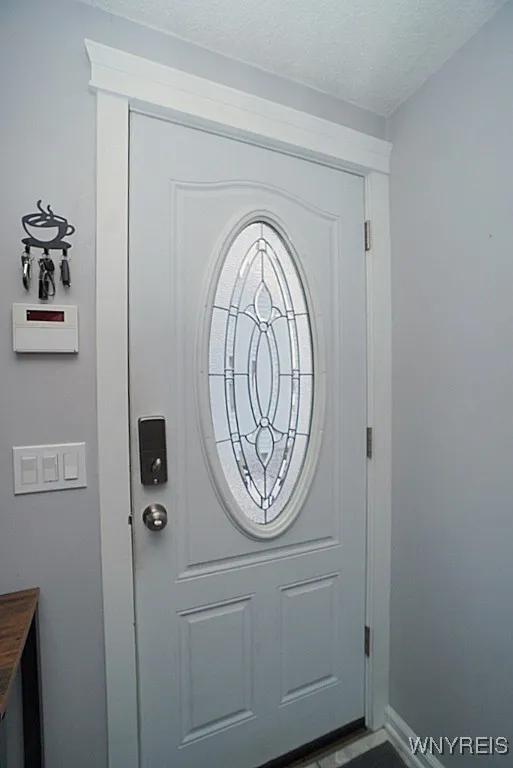 28 Clarence Harder Drive, Tonawanda-city, New York, Tonawanda, New York 14150, 3 Bedrooms Bedrooms, 5 Rooms Rooms,2 BathroomsBathrooms,Residential,Closed,28 Clarence Harder Drive, Tonawanda-city, New York,0,B1588634