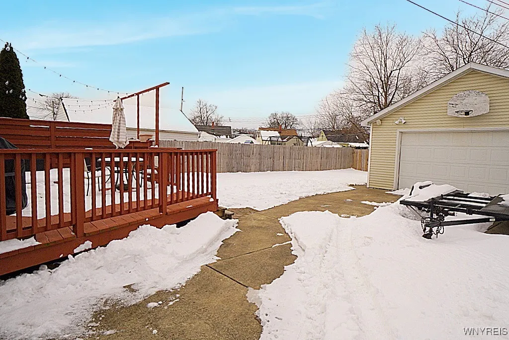 28 Clarence Harder Drive, Tonawanda-city, New York, Tonawanda, New York 14150, 3 Bedrooms Bedrooms, 5 Rooms Rooms,2 BathroomsBathrooms,Residential,Closed,28 Clarence Harder Drive, Tonawanda-city, New York,0,B1588634